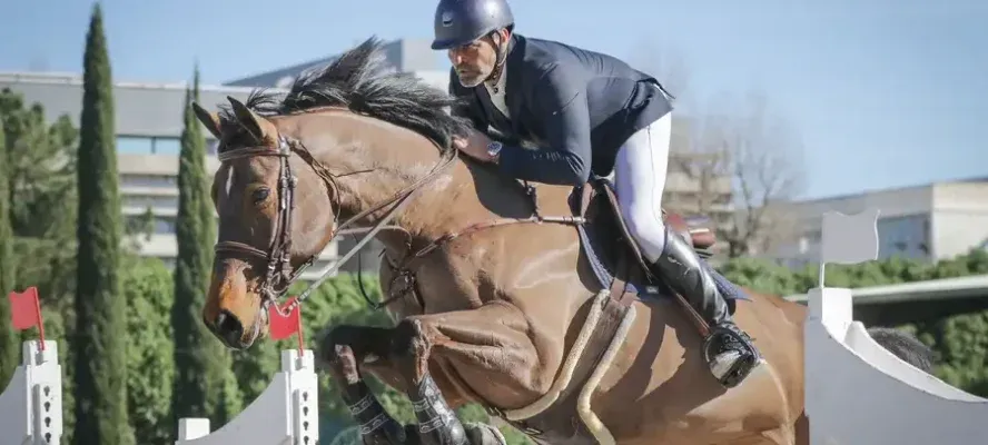Miguel Alves a saltar obstáculos na Quinta da Marinha, Cascais